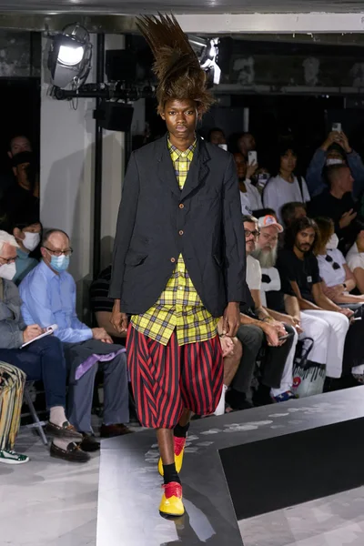 Look 5